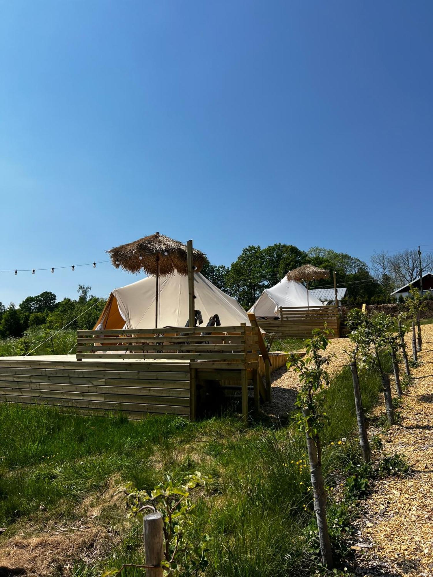 Vaettervy Glamping Habo Exterior foto
